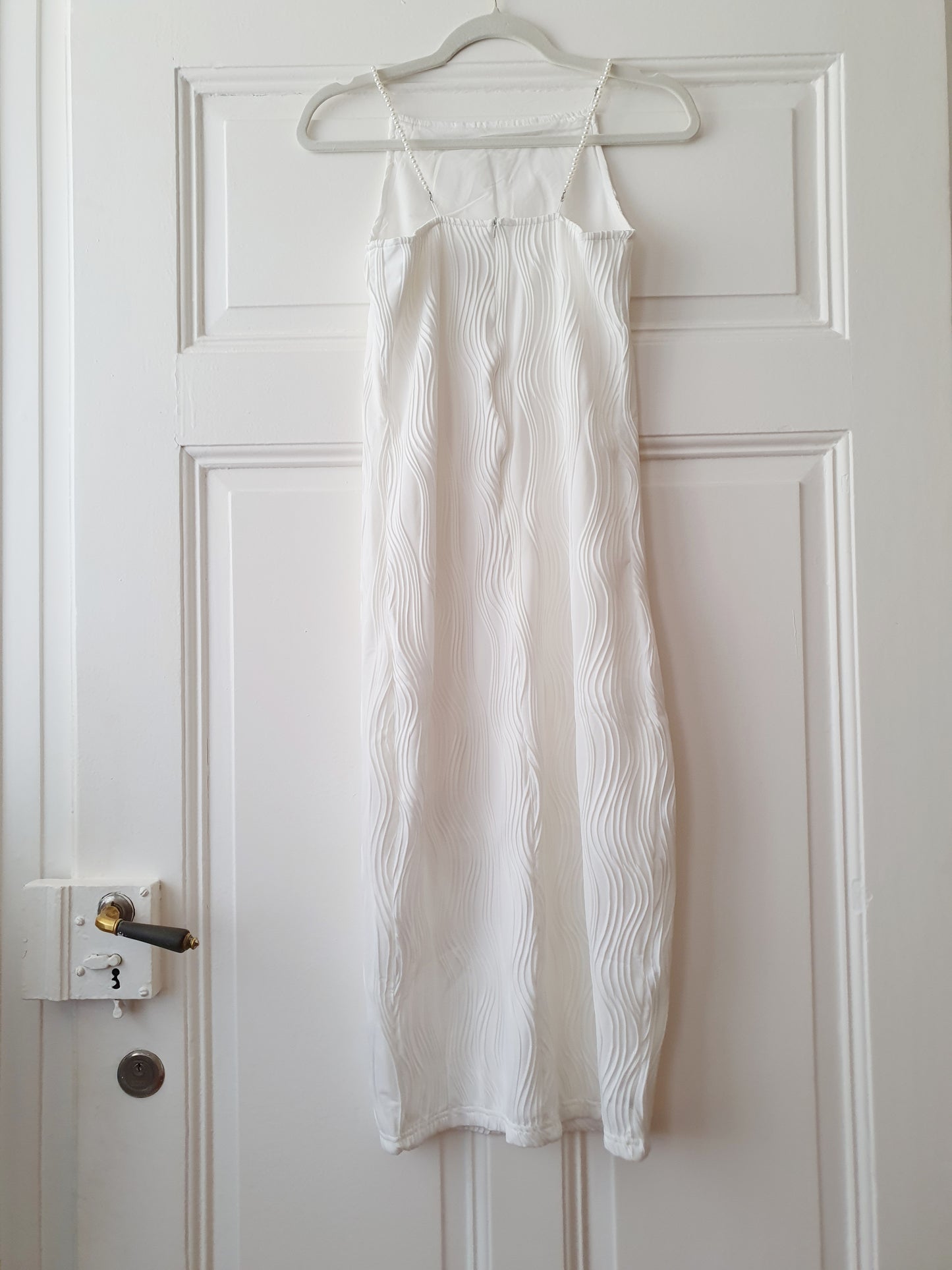 The Parisian Chic White Midi Dress - Size XXS