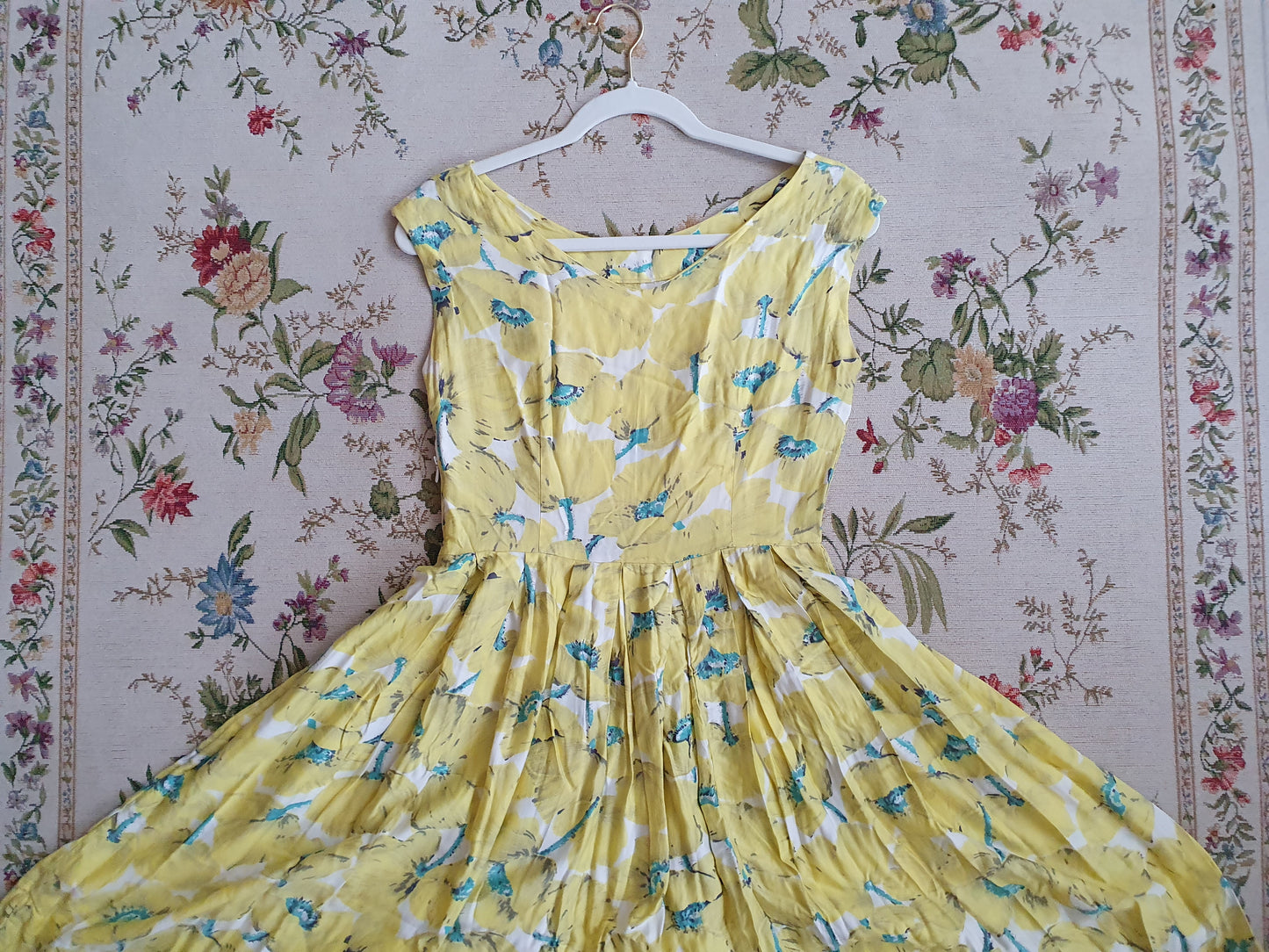 Authentic Vintage 1950s Cocktail Dress in Size S/M