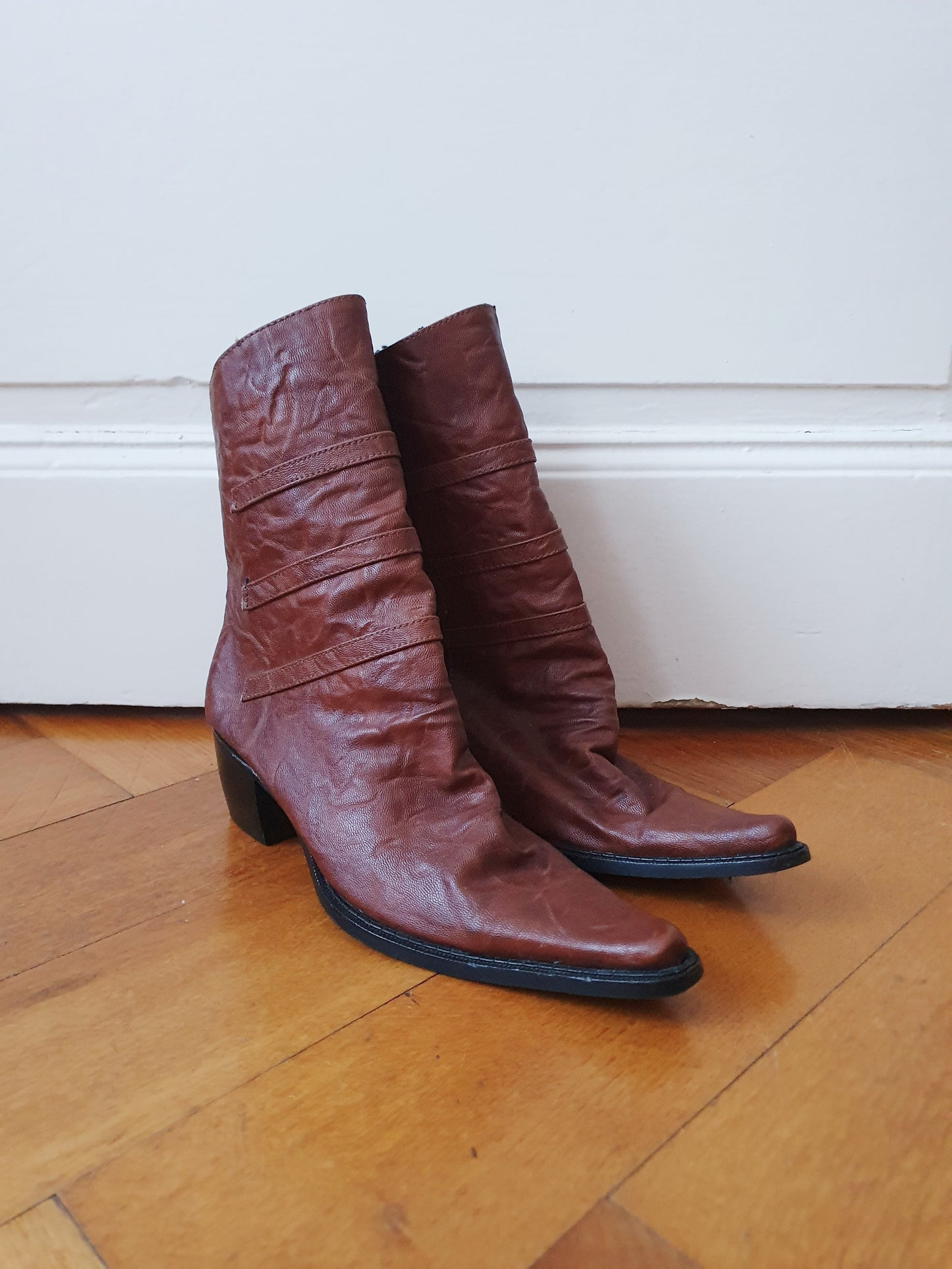 Authentic Vintage Genuine Leather Cowboy Boots in Brown in Size AU 5 EU 36