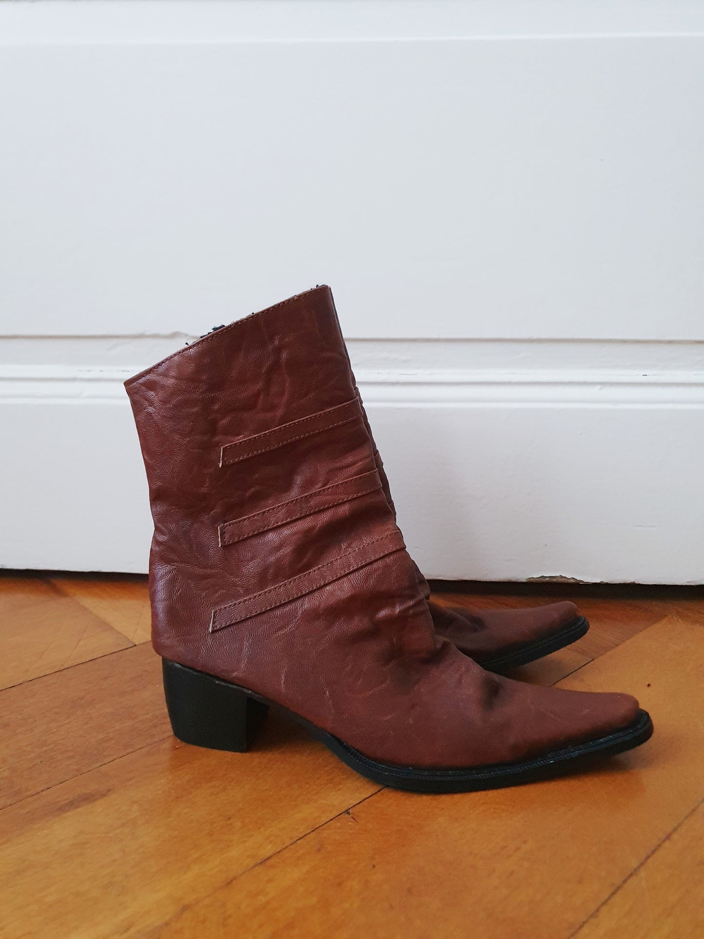 Authentic Vintage Genuine Leather Cowboy Boots in Brown in Size AU 5 EU 36