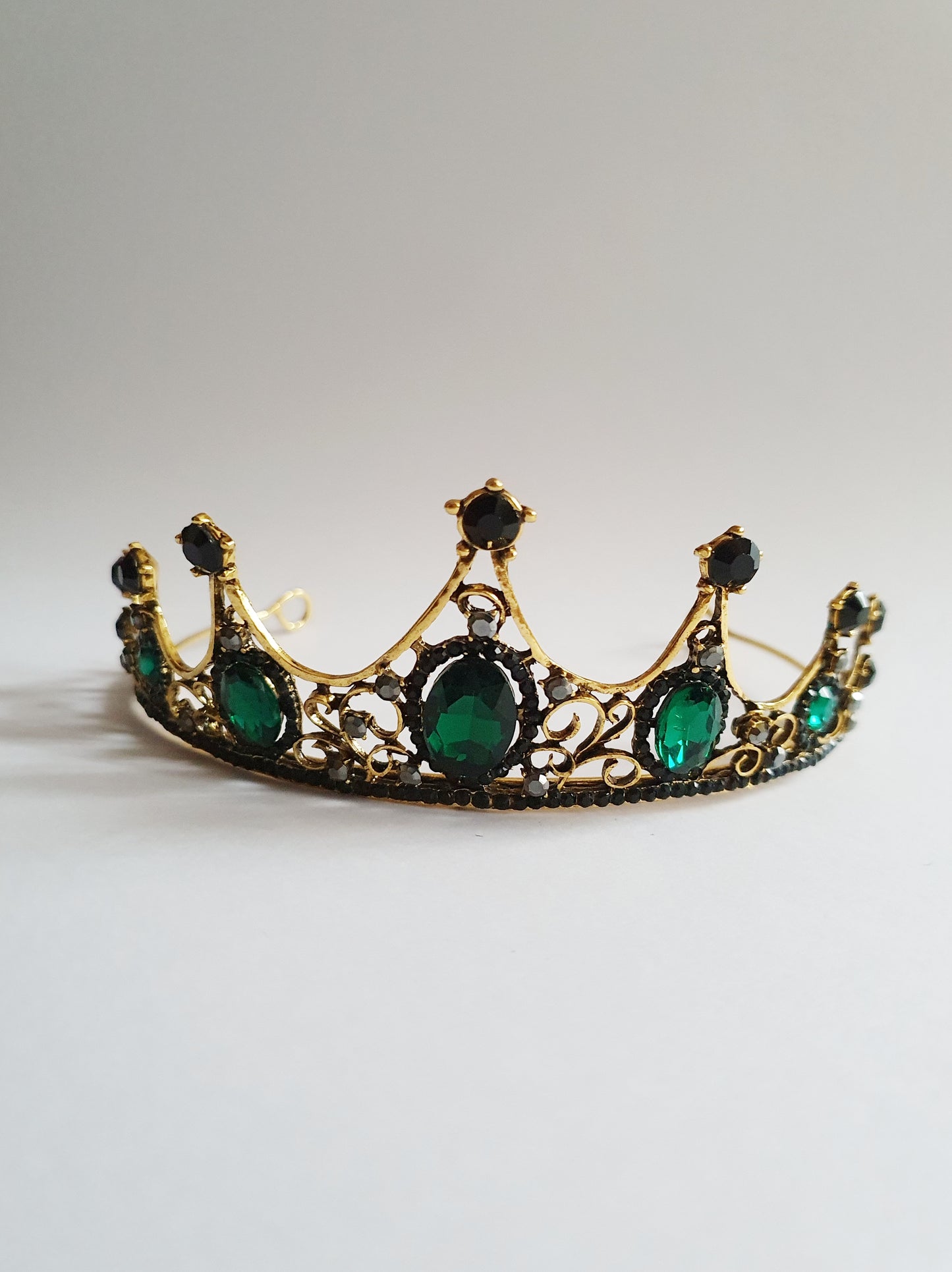 The Emerald Green King Crown