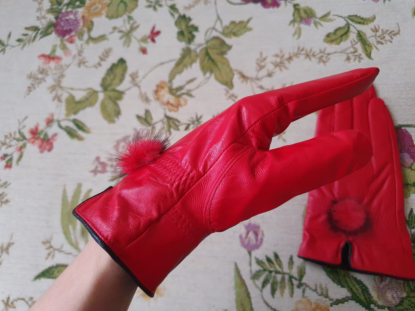 The Scarlet Elegance Fur Leather Gloves - Size S