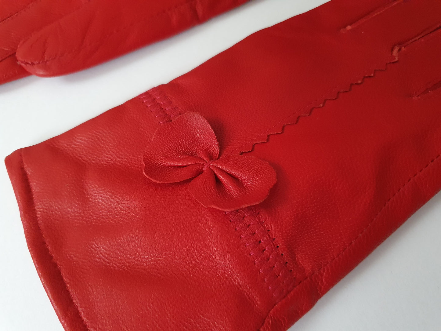 The Scarlet Elegance Ribbon Leather Gloves - Size S