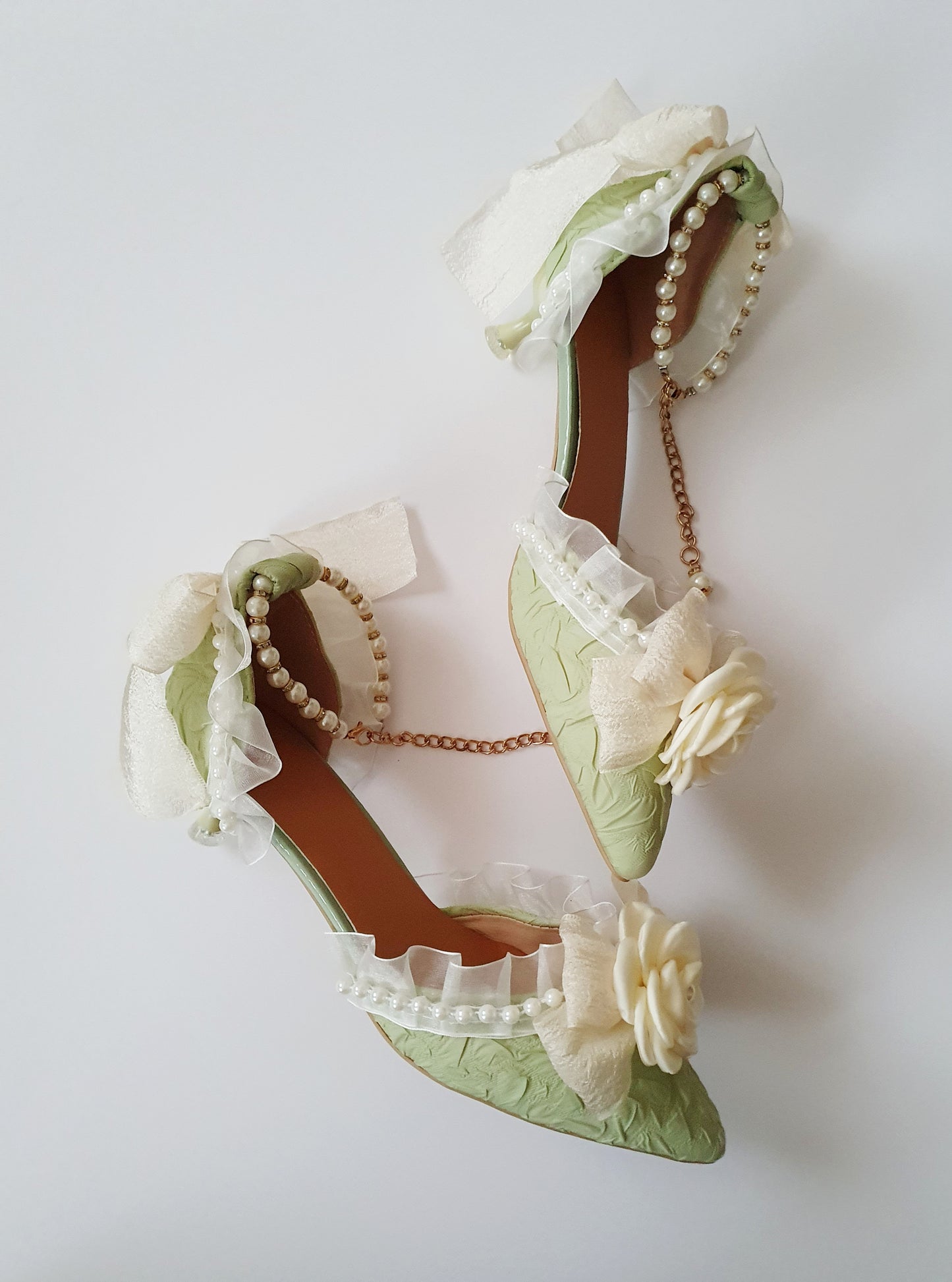 The Baroque Romance Heels In Green And White