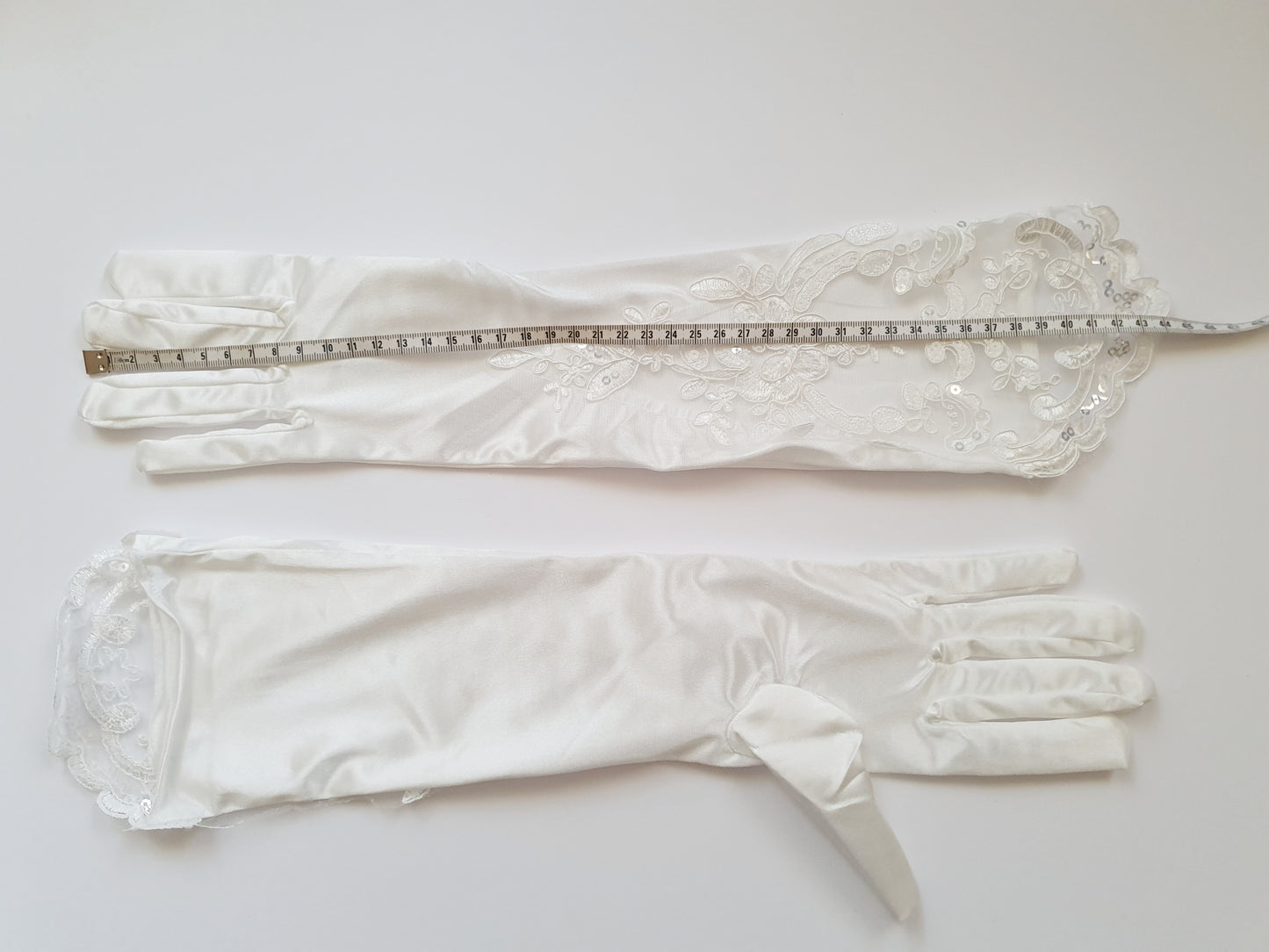 The Luxurious Grace Bridal Gloves - Size S