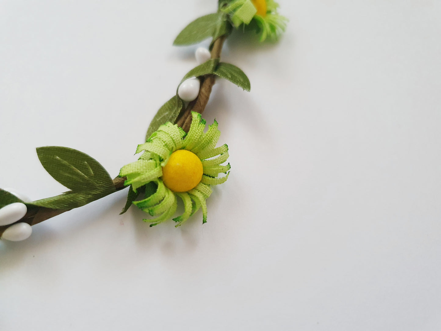 The Daisy Flower Crown