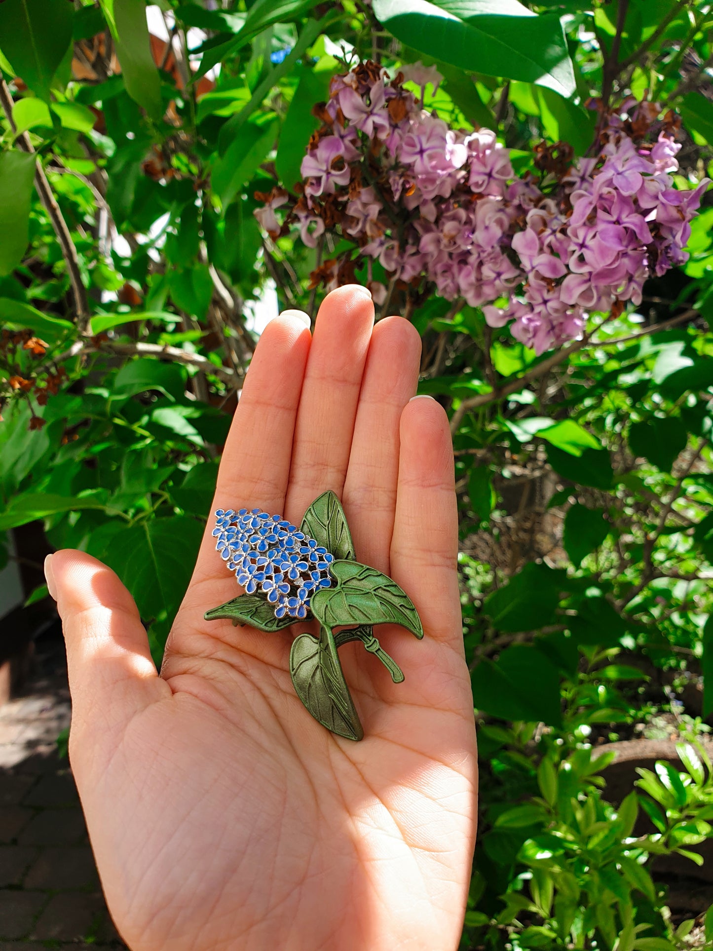 The Lilac Bloom Brooch