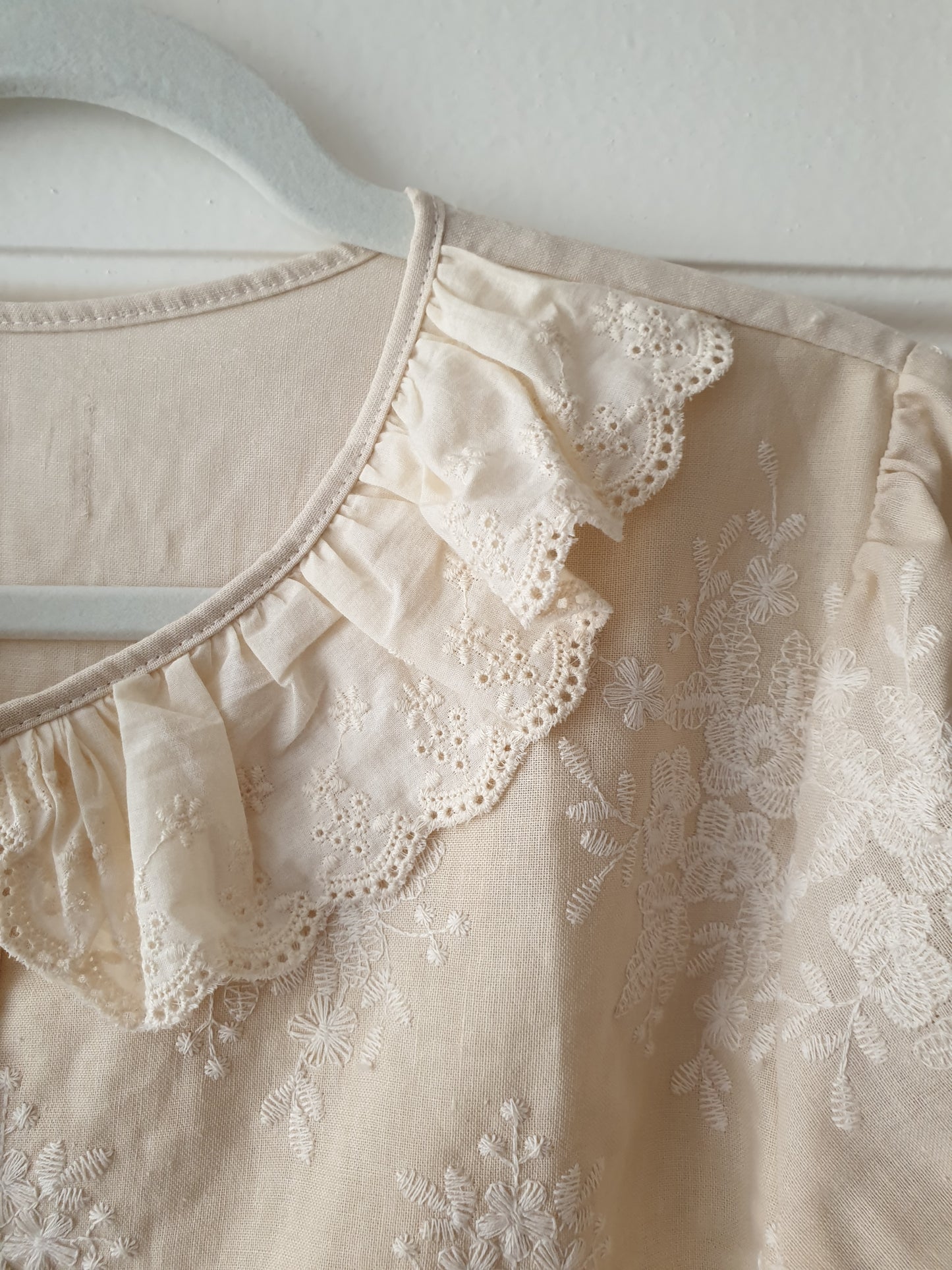 The Beige Short Victorian Pyjama