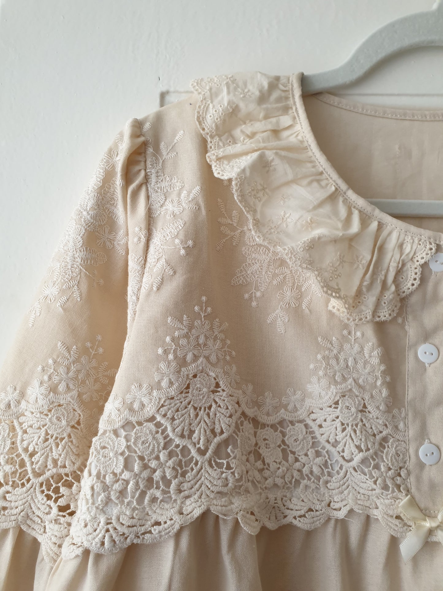 The Beige Short Victorian Pyjama