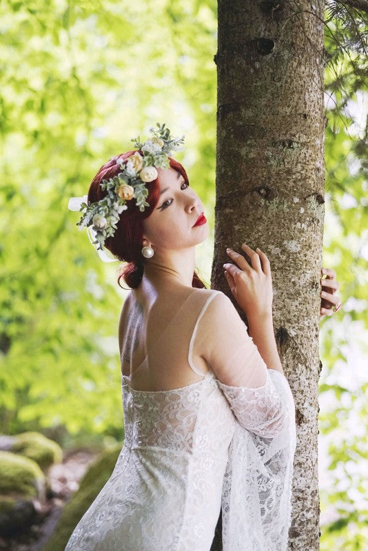 The Héloïse Lace Gown