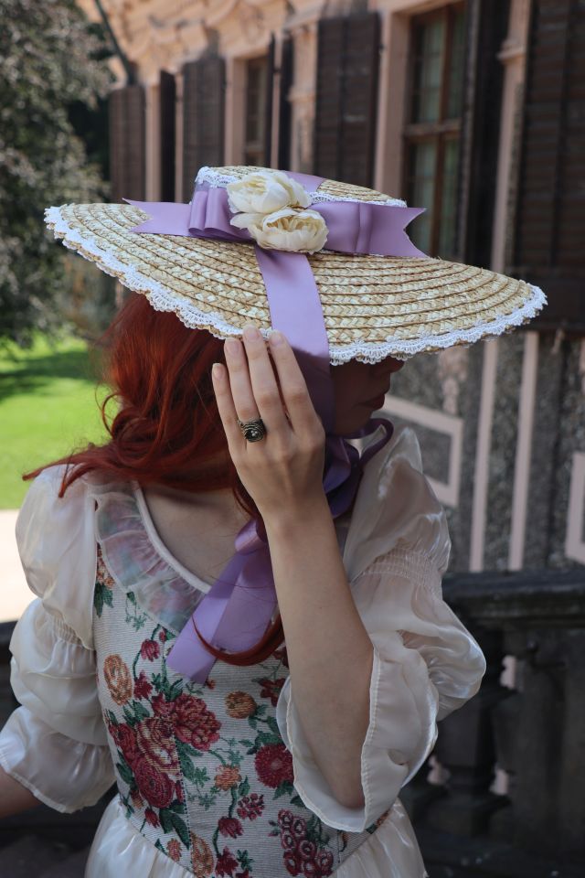 The Rose Dream Bonnet in Lavender