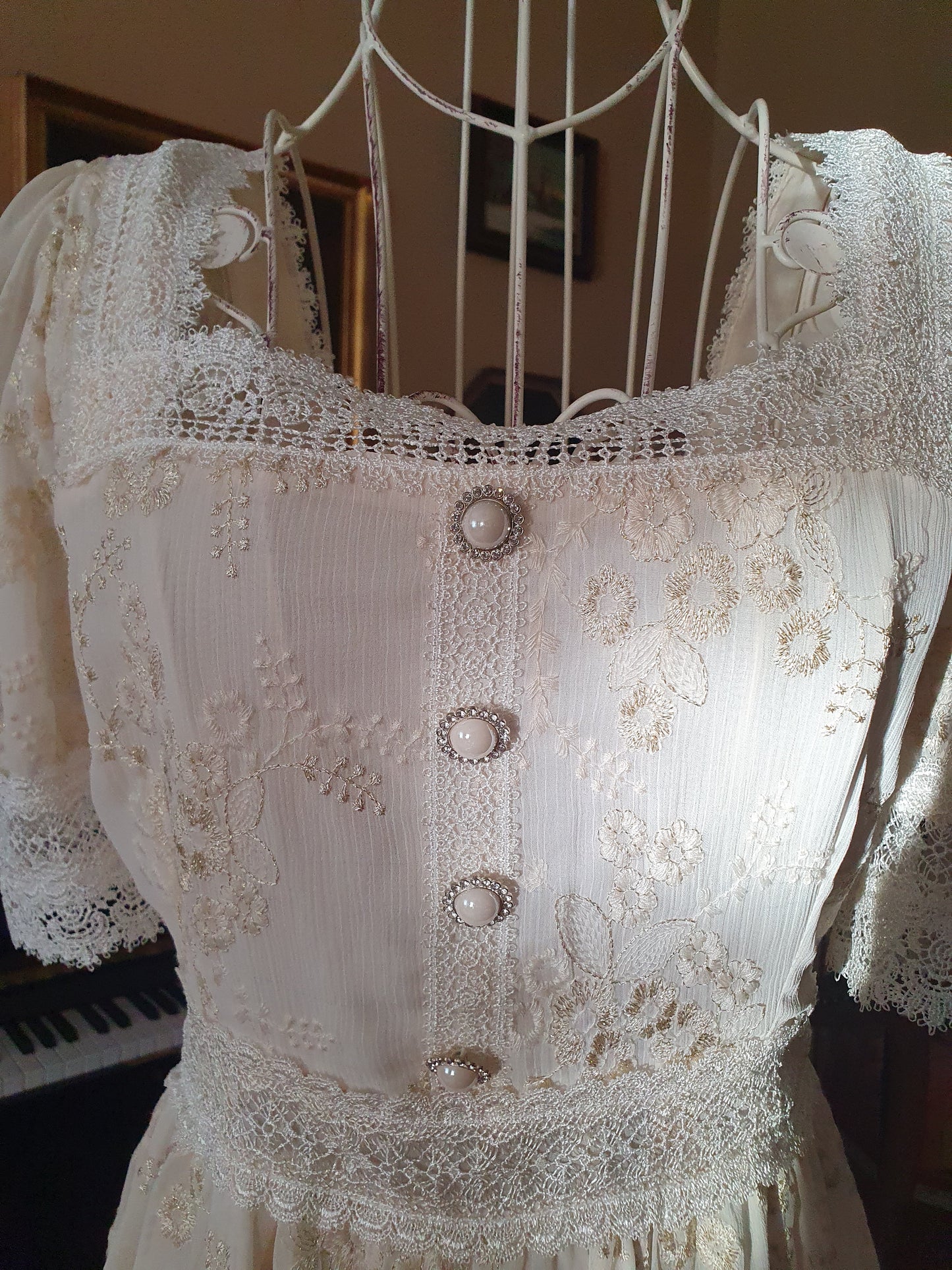 The Short-sleeved Leyna Dress