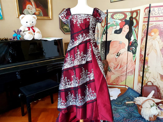 The Rose DeWitt Bukater Dinner Gown