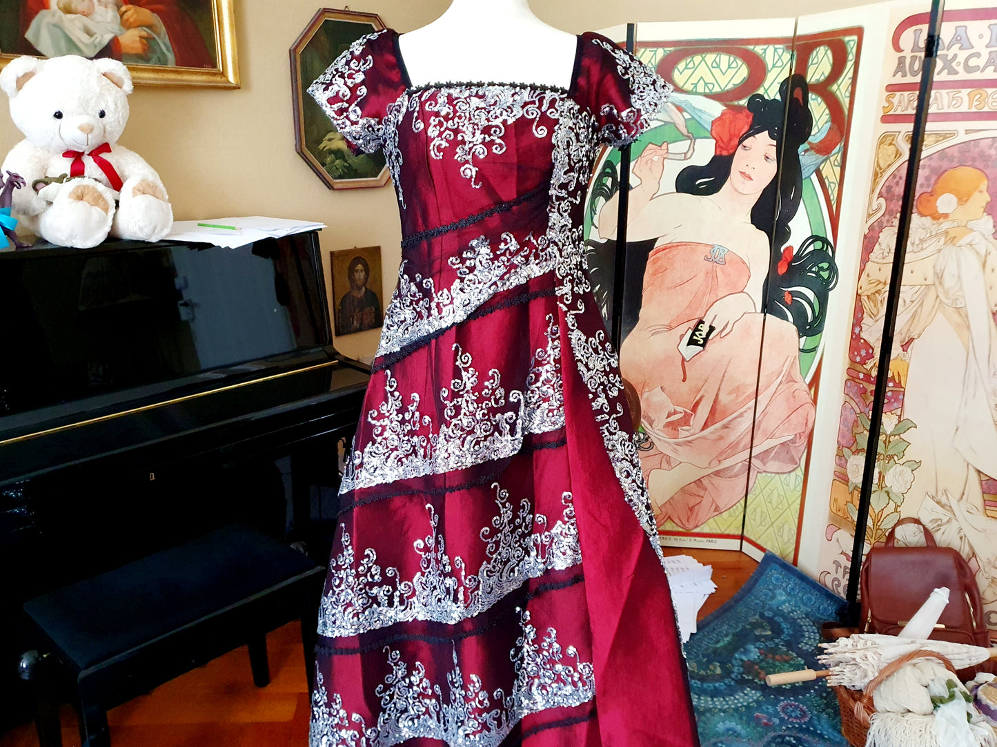 The Rose DeWitt Bukater Dinner Gown