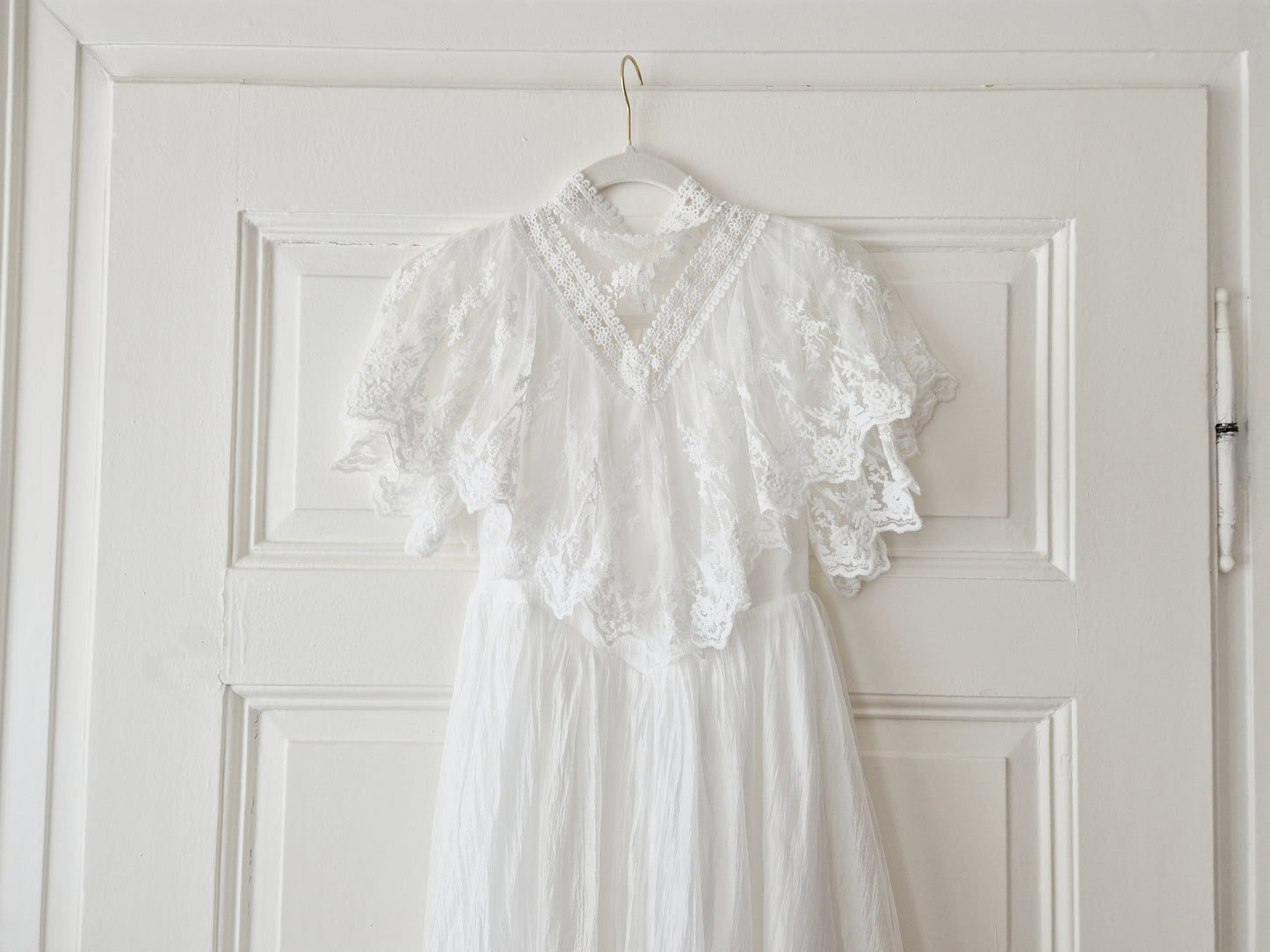 The Victorian Dream Midi Dress