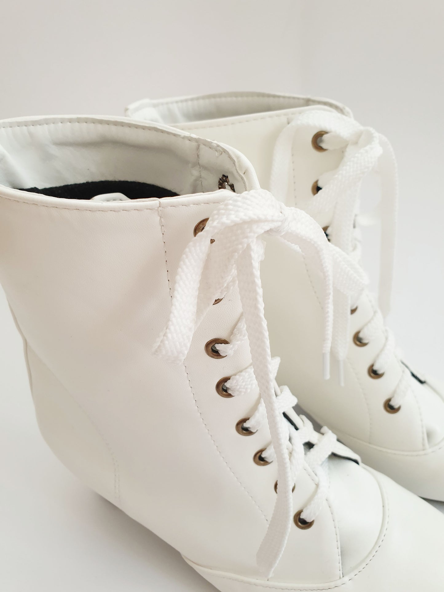 The White Victorian Boots