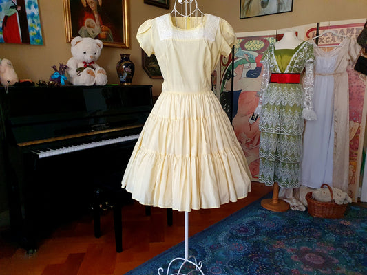 Authentic Vintage 1950s Cocktail Dress in Yellow in Size S/M