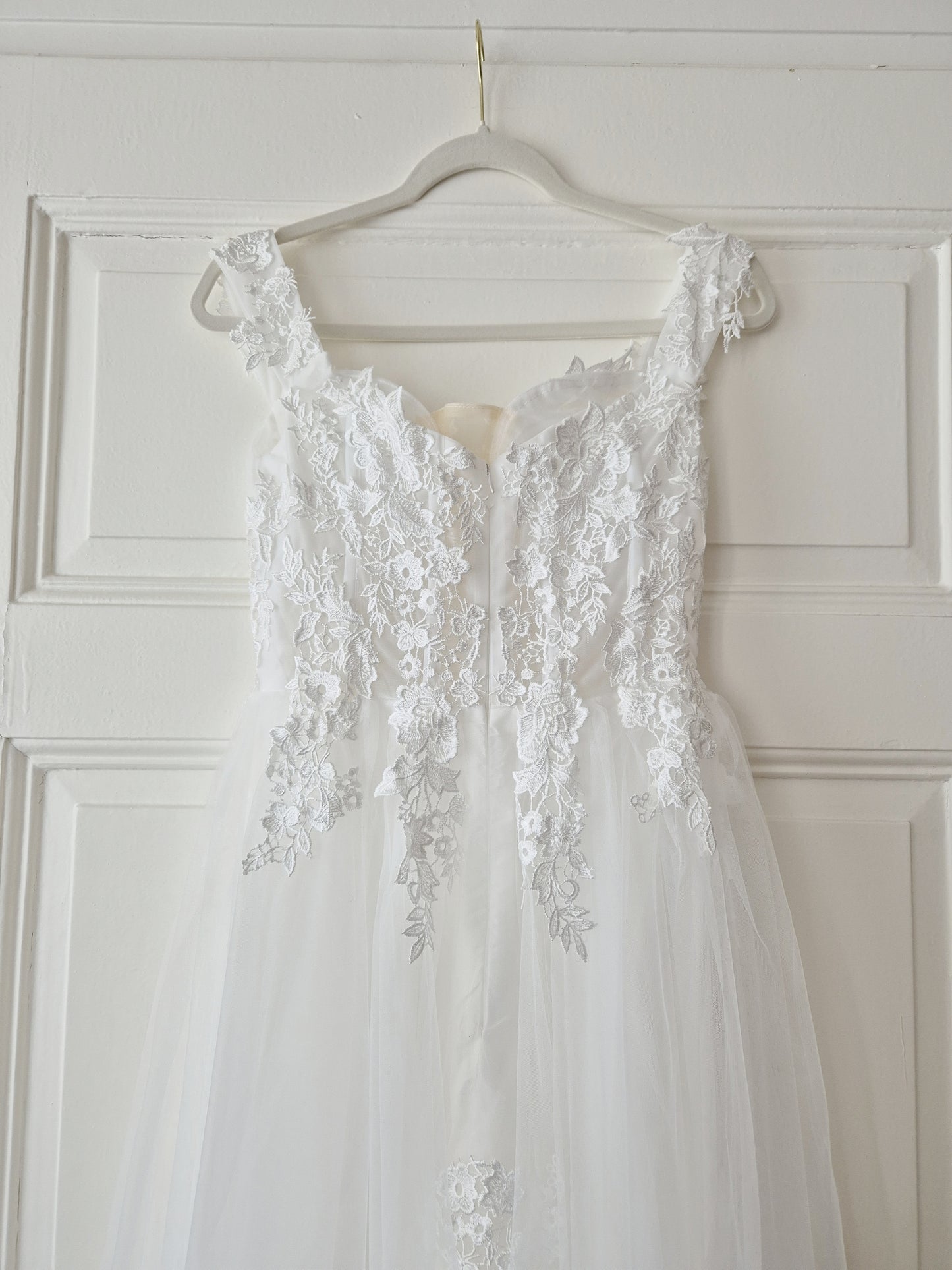 The Whispering Blossom Wedding Gown - Size XS